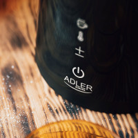 Adler Vannkoker 1,7 liter m/LED-display - Svart