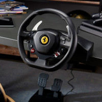ThrustMaster T80 Ferrari 488 GTB ratt og pedalsett (PS4)
